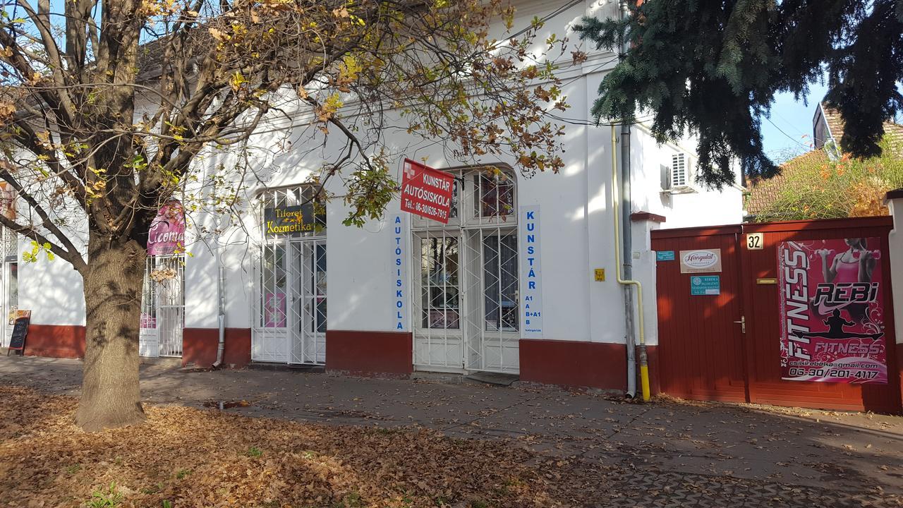 Hangulat Vendégház Apartmanok Orosháza Exterior foto